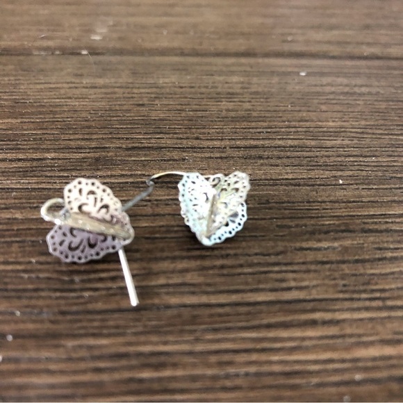 Sliver Metal cutout 3D heart fishhook earrings - Picture 2 of 2